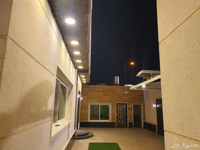 فله فاخرة للبيع الرياض حي المونسية 5.800.000 13