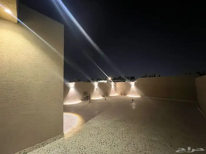 يوجد فيلا وشقة فيه حي عكاظ 14