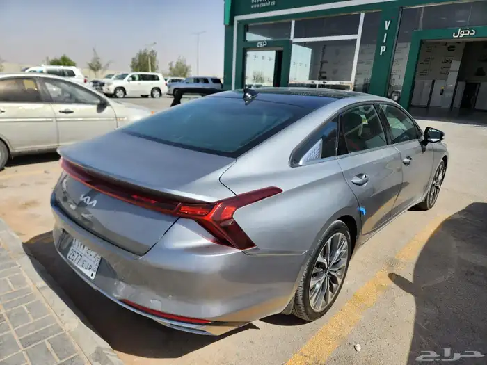 كيا K8 2022 فل الفل سعودي لون تيتانيوم V6 7