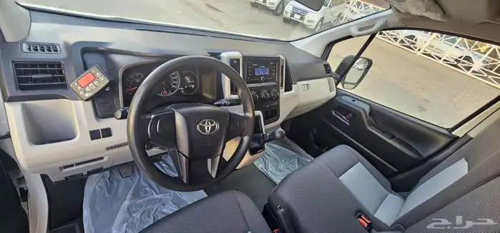 تويوتا باص فان ثلاجة 2022 للبيع 7