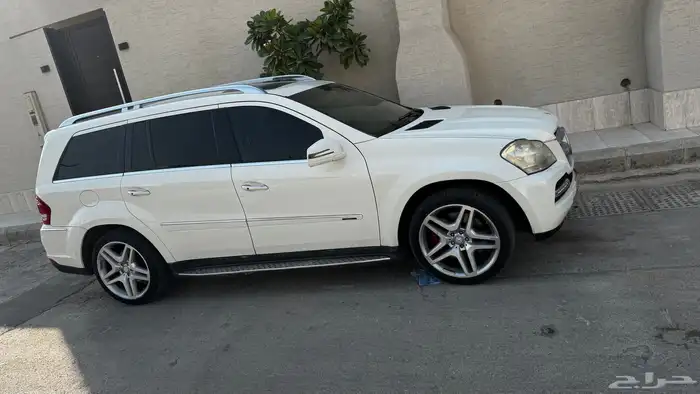 الرياض العزيزية 16