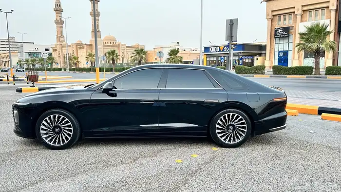 ازيرا2024 فل كامل للبيع 5