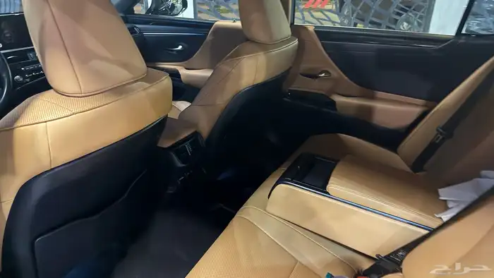 لكزس 2023 ممشى قليل مخزنه للبيع او البدل 5