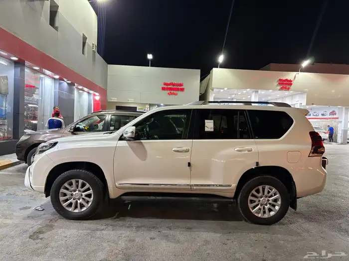 Land Cruiser prado 2016 gxr 4