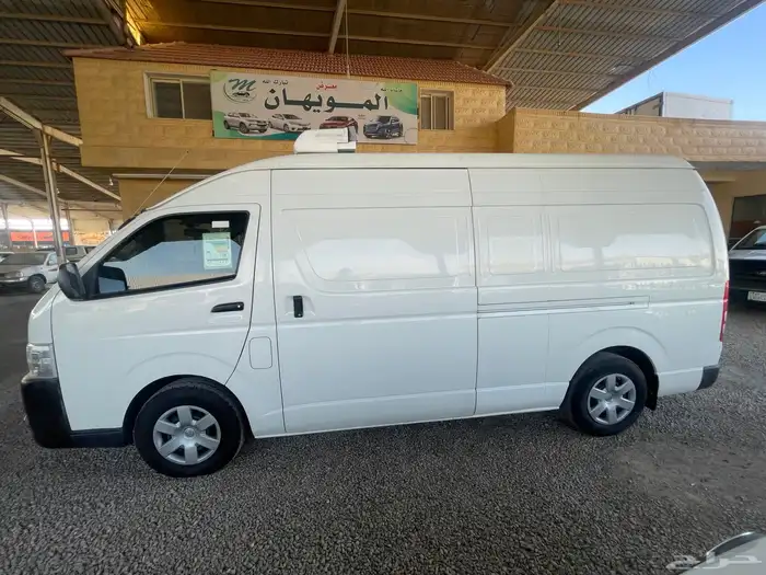 تويوتا باص هايس 3