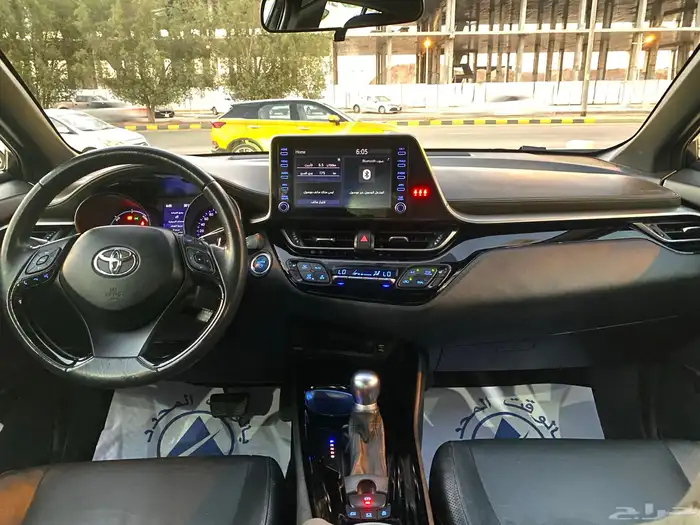 تويوتا سي اتش ار C-HR هايبرد 24