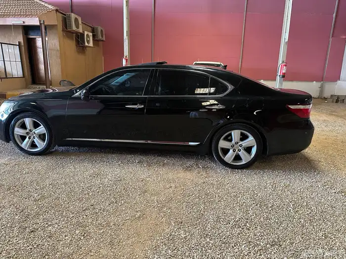 لكزس 460 ls فل كامل 2007 6