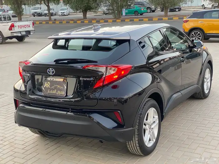 تويوتا سي اتش ار C-HR هايبرد 8