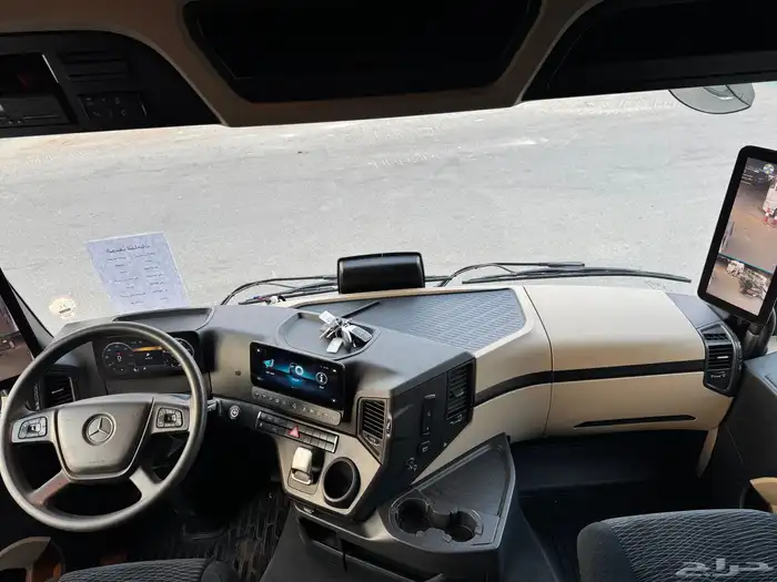 للبيع شاحنة مرسيدس 1842 موديل 2021 الماني 16