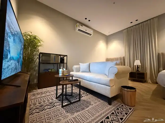 استيديو مميز إيجار شهري 0