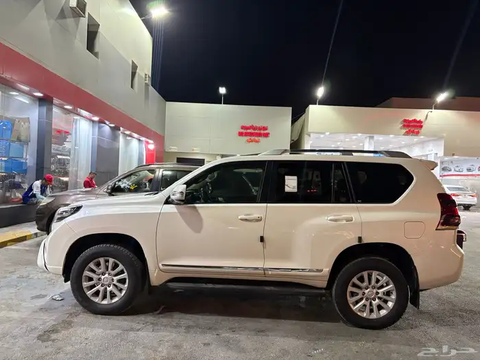 Land Cruiser prado 2016 gxr 0