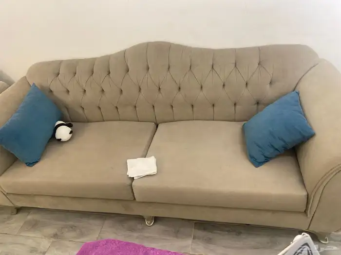 صالون ضيوف كامل عمره خمسه سنوات نظيف جدا 3