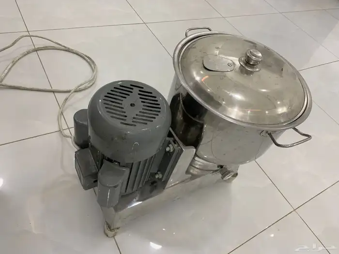 معدات مطعم مستعمله بحاله ممتازه 0