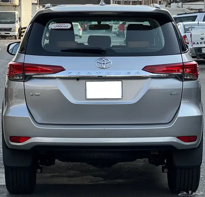 تويوتا فورتشنر 6 سلندر 2023 10