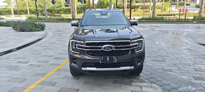 فورد إيفرست ليمتد 2024 خليجي تحت الضمان موجودة بدبي 2
