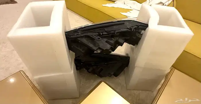 شمعات لكزس اي اس عدسه 10