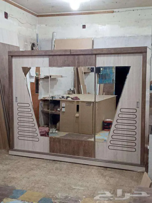 تفصيل وتصميم جميع أعمال الخشب والديكورات الحديثة وصيانة 20