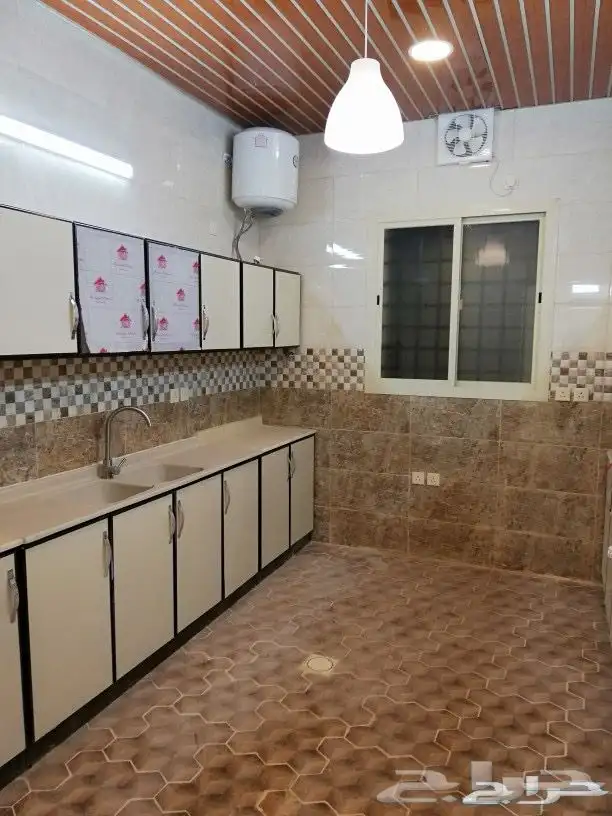 عمارة دور للبيع في مخطط شبرقة القديم 8