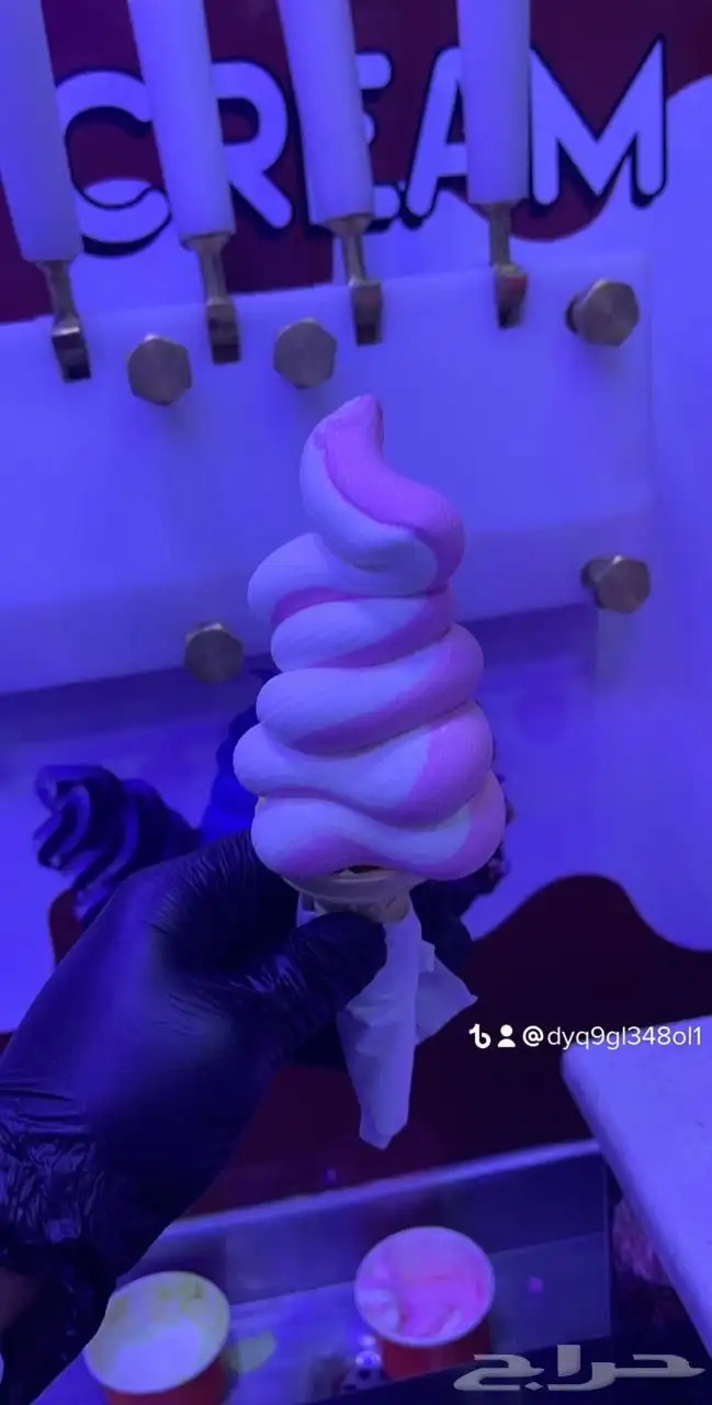 سيارة عسكريم او ترك 0