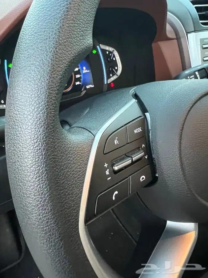 مخزن جيب هونداي كريتا نص فل 2024 الناغي 6 الاف كم فقط 88