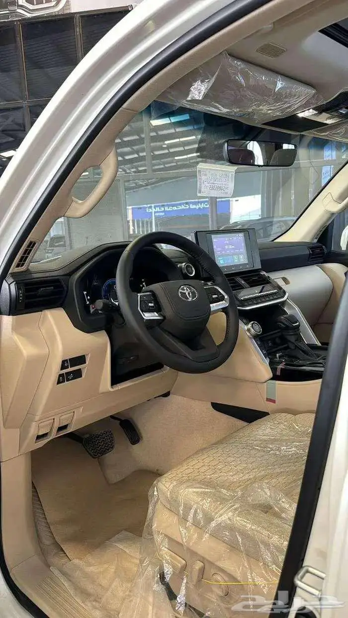 تويوتا لاندكروزر GXR نص فل تنفس طبيعي خليجي 2025 2