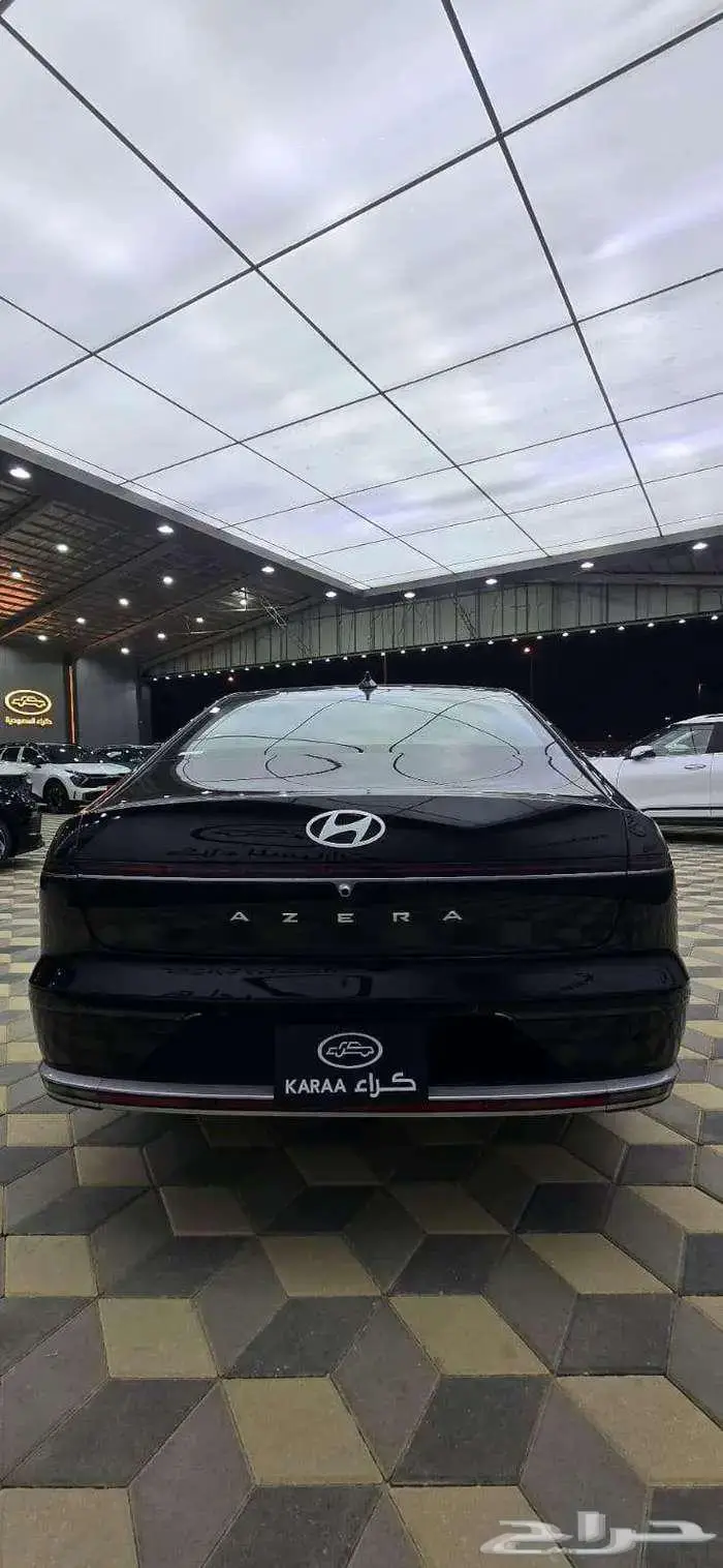 هيونداي ازيرا 2026 كلاسيك لون اسود 2