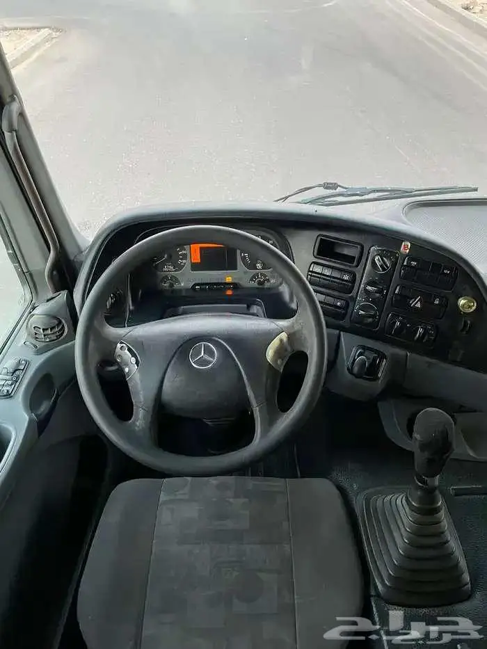 راس مرسيدس اكتروس 4X4 موديل 2008 طراز 2048 17