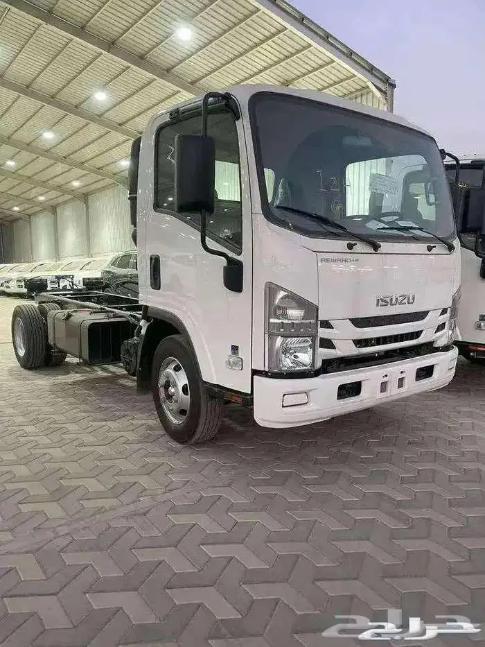 ايسوزو دينا 4 طن شاص قصير 2025 تقسيط مؤسسات راجحي 0