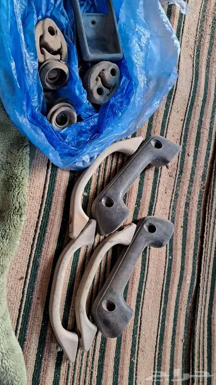 للبيع قطع هلكس تشليح من مديل 84 إلى 88 41