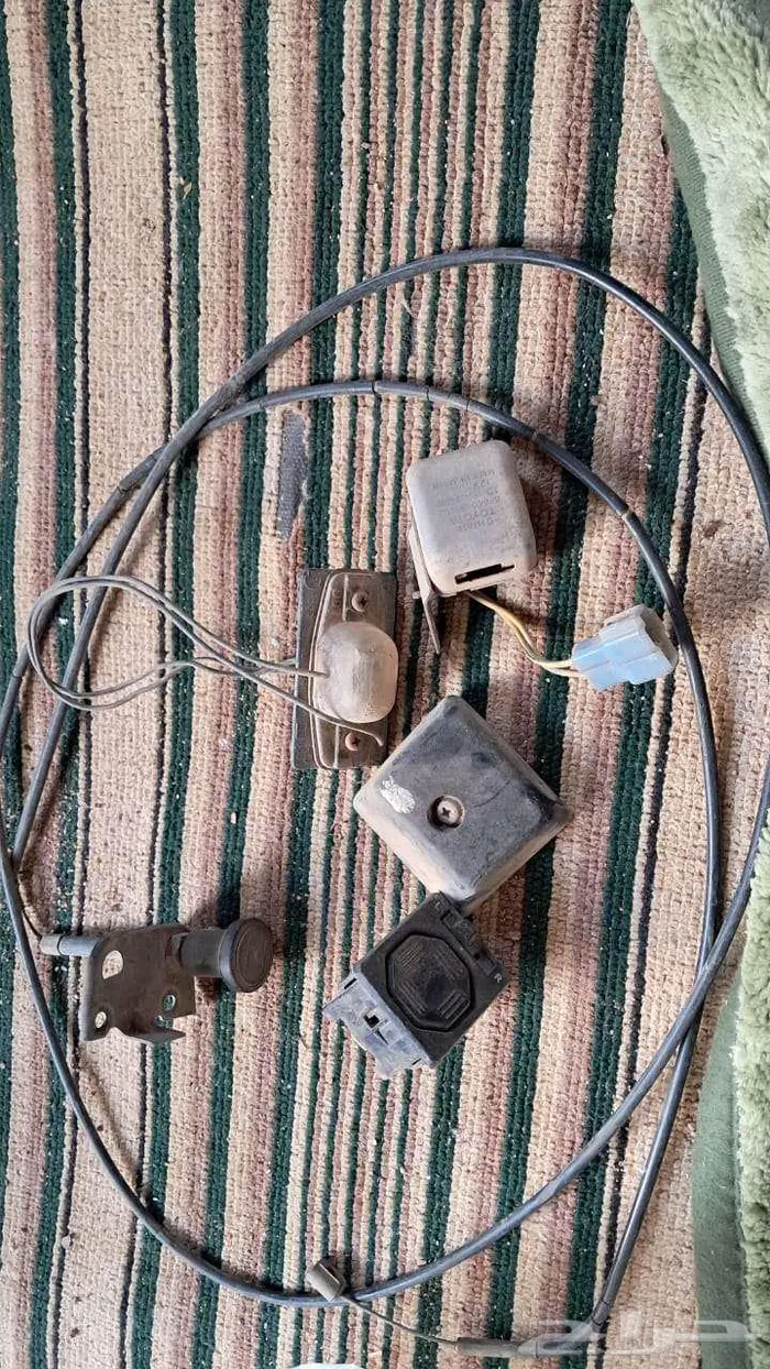 للبيع قطع هلكس تشليح من مديل 84 إلى 88 51