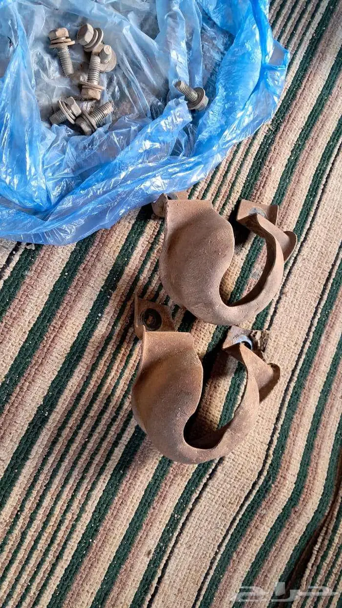 للبيع قطع هلكس تشليح من مديل 84 إلى 88 56