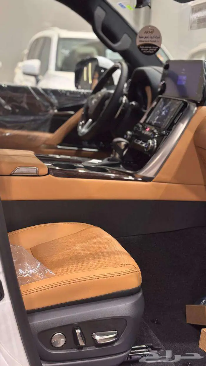 لكزس LX600 BB 2025 وارد عبد اللطيف جميل ابيض جملي 9