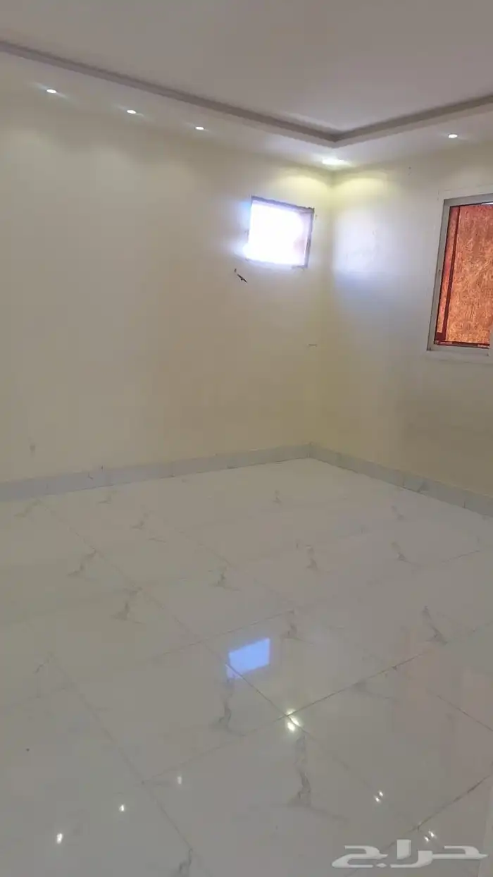 شقه مدخل مستقل 2200 4