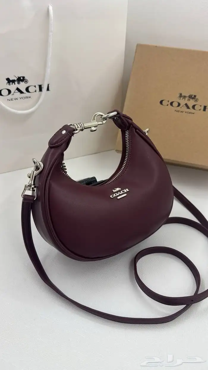 شنط كوتش ماستر توب كواليتي درجة اولى طبق الاصل 4