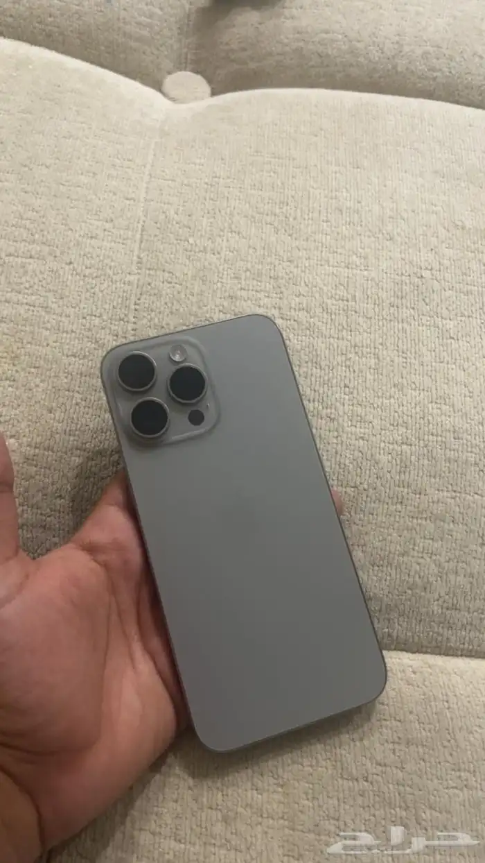 ايفون 15 برو ماكس نظيف 6