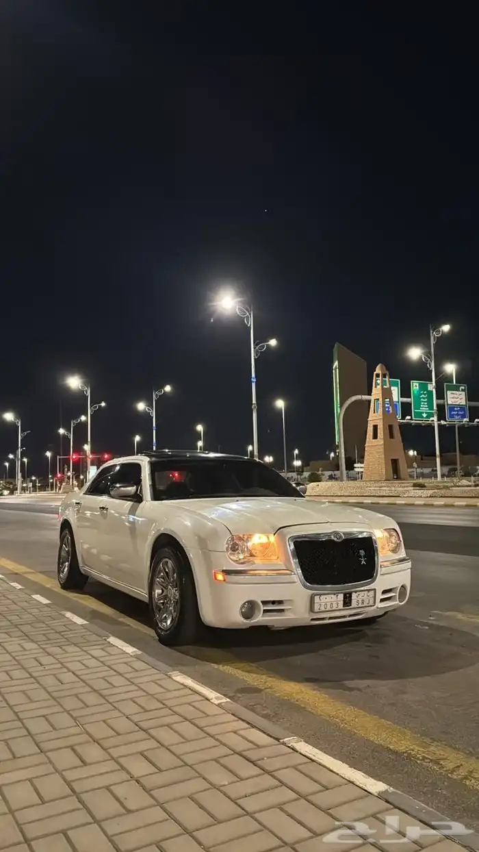 اعرض لكم سيارتي كلايسلر2008 فل كامل 3