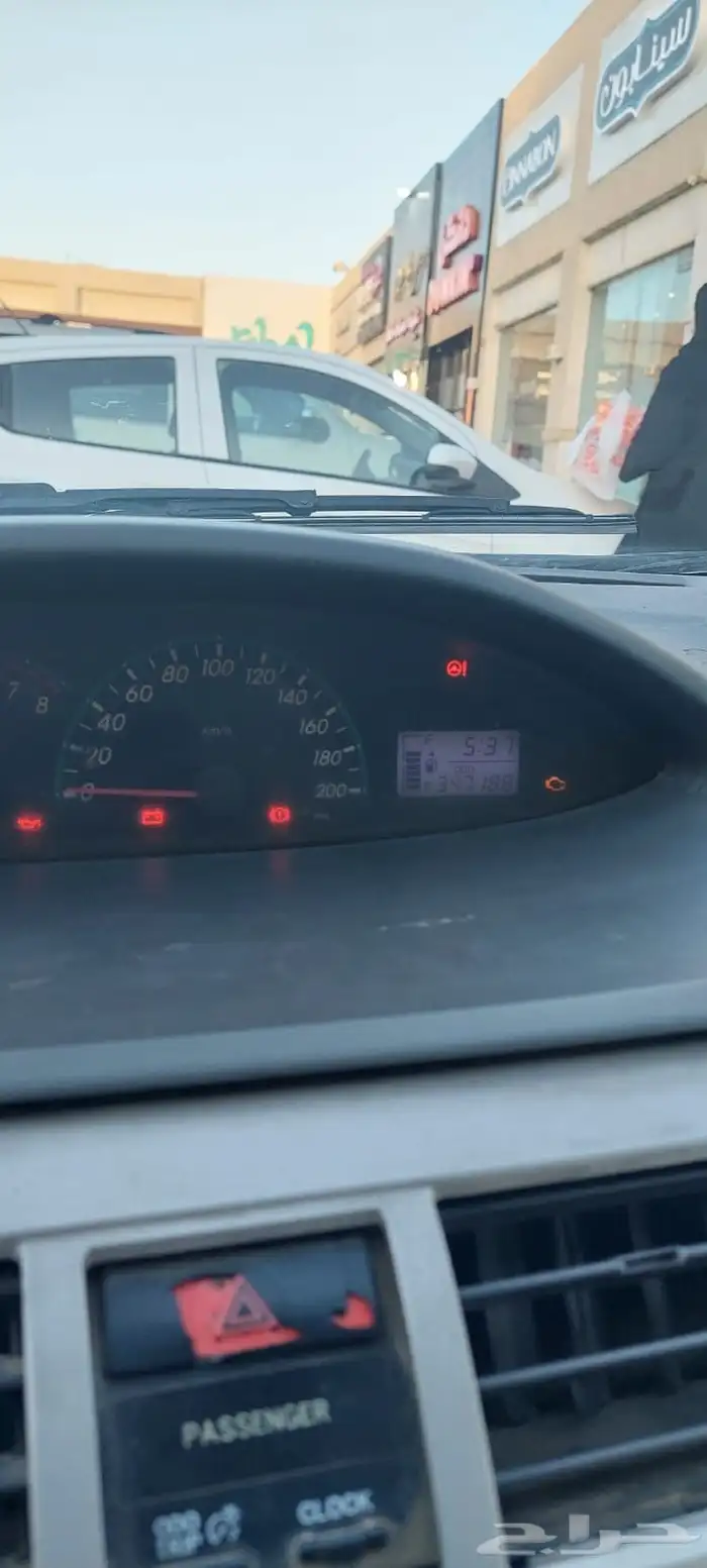 يارس قير عادي 2013 0