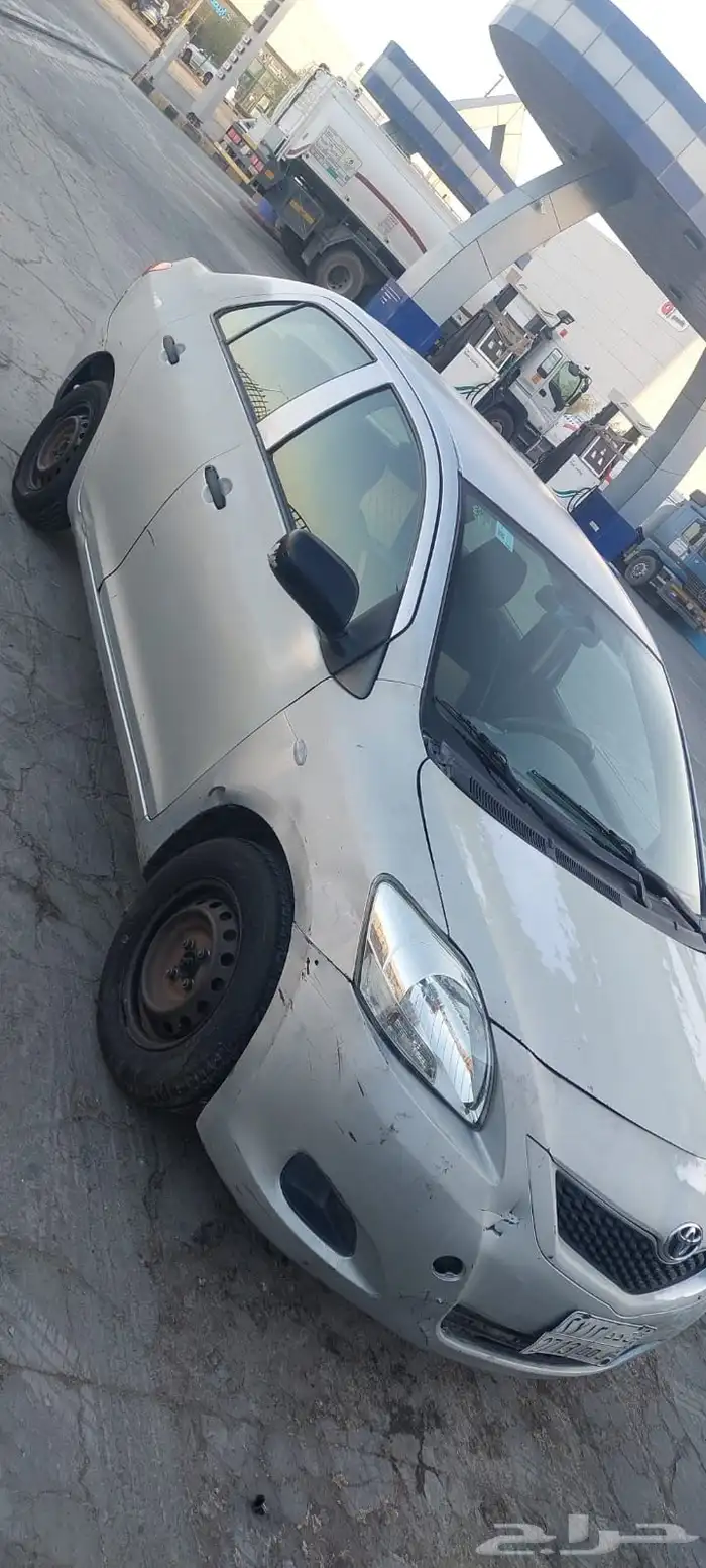 يارس قير عادي 2013 9