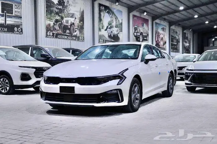 كيا K5 ستاندر 2024 لدى شركة عبدالمجيد الخضر 2