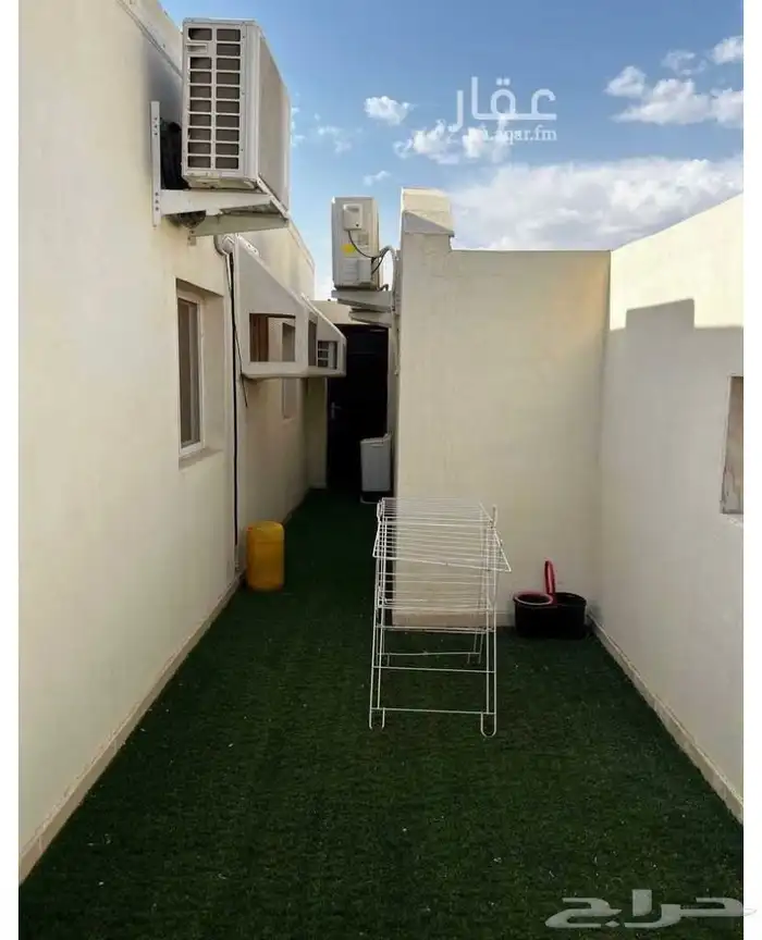 شقة جديدة بمخطط العنزي 3 غرفه مكيفة والمطبخ راكب 5