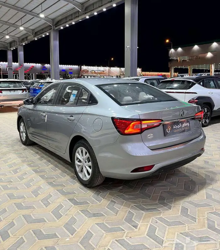 عرض خاص MG 5 استاندر الشكل القديم موديل 2025 بطاقه جمركيه 3