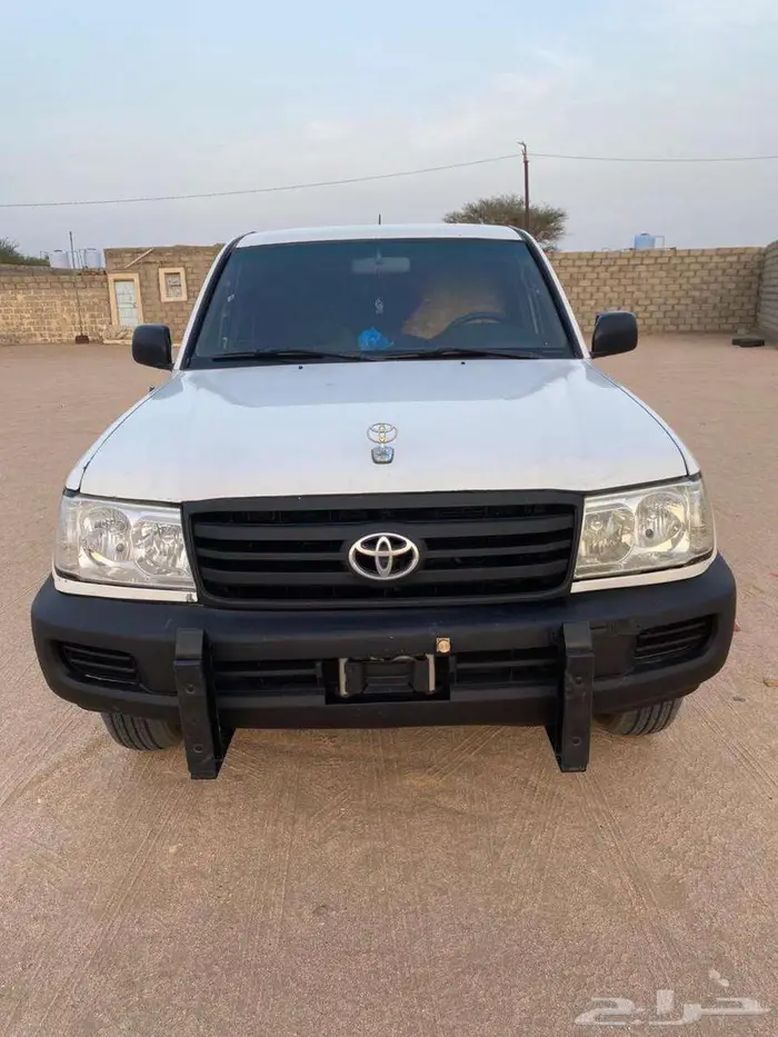 لاندكروزر صالون 9