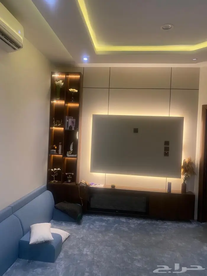 للبيع فيلا زاويه فخمه وراقيه في حي صديان الشرقي مخطط الامل 20