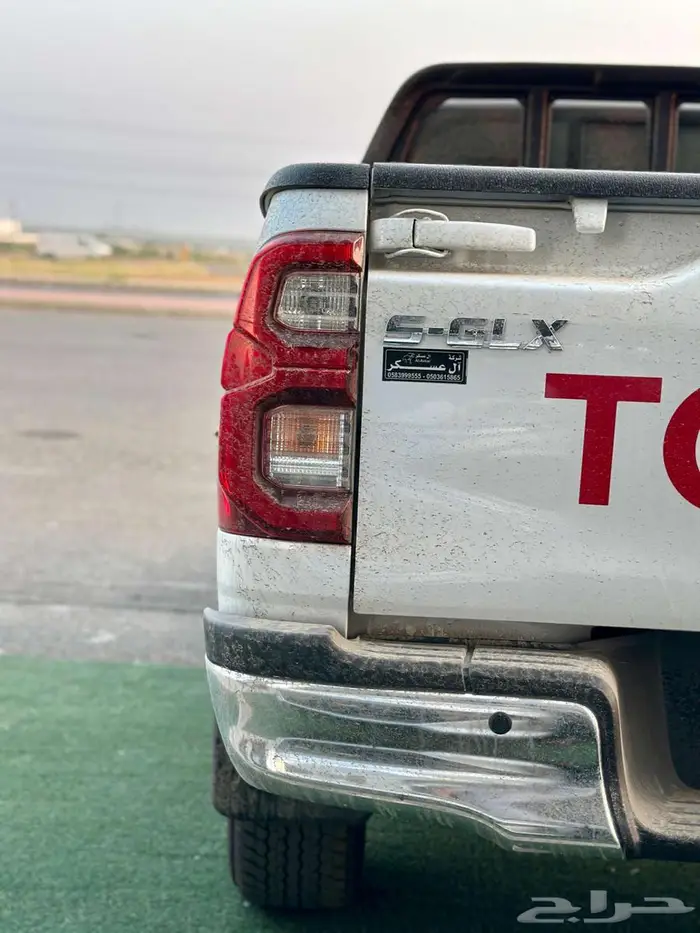 تويوتا هايلوكس S-GLX سوبر دبل فل كامل موديل 2025 3