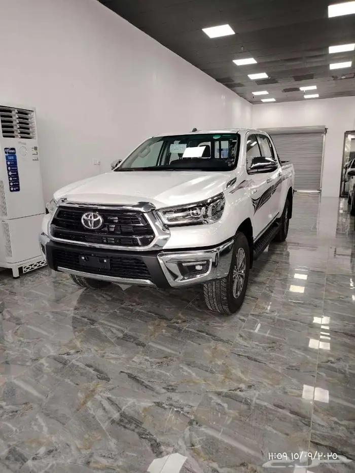 هايلوكس سوبر S-GLX بنزين قير عادي 2025 1