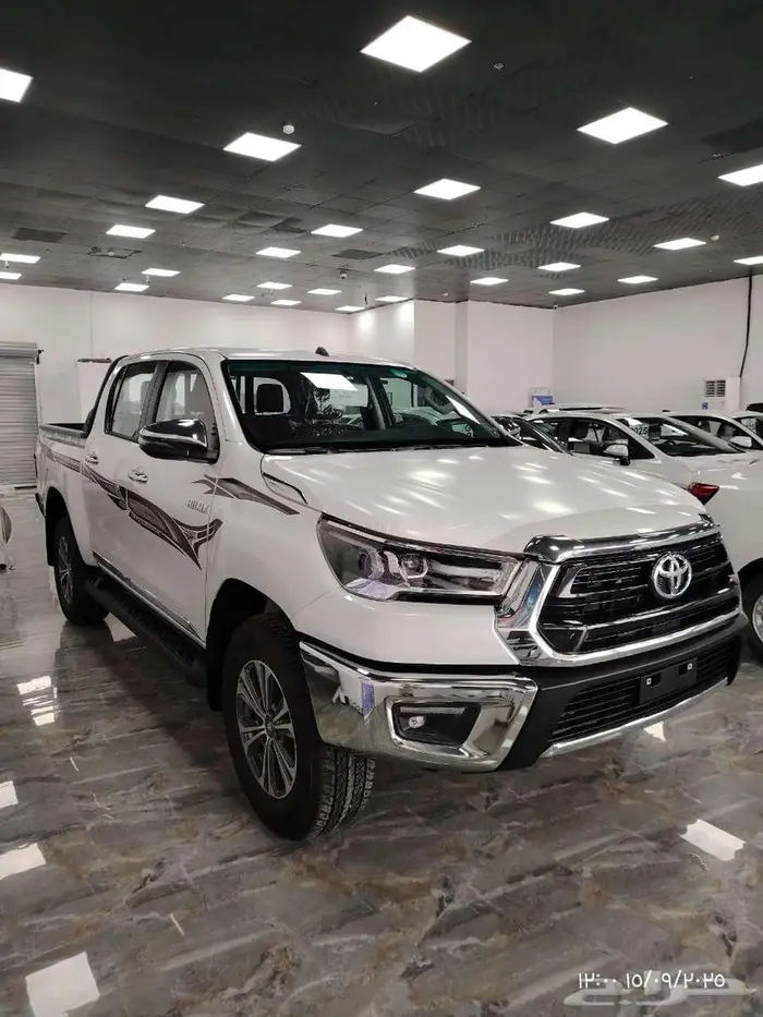 هايلوكس سوبر S-GLX بنزين قير عادي 2025 2