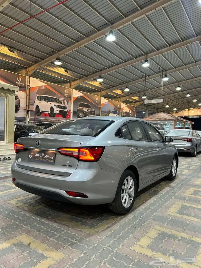 عرض MG 5 استاندر 1.5 موديل 2025 كاش وبنك 12