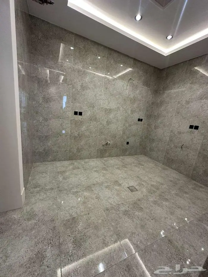 شقق فاخره في حي الربوه 4