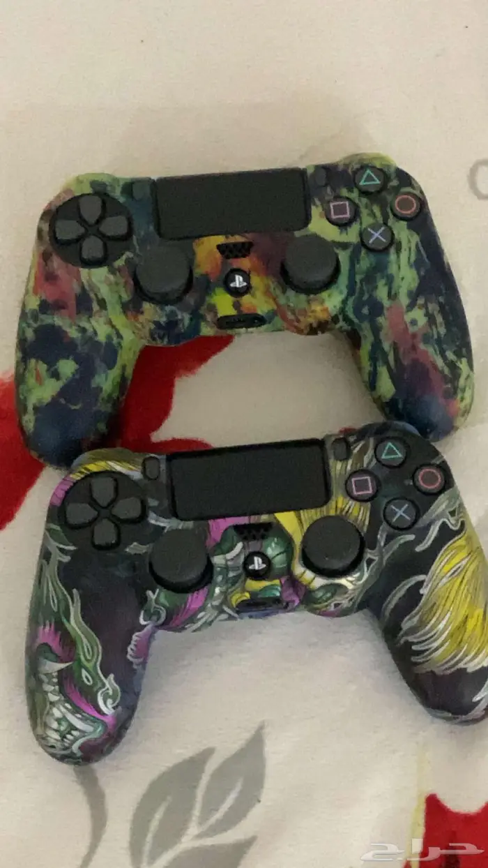 يد للبيع سوني 4 0