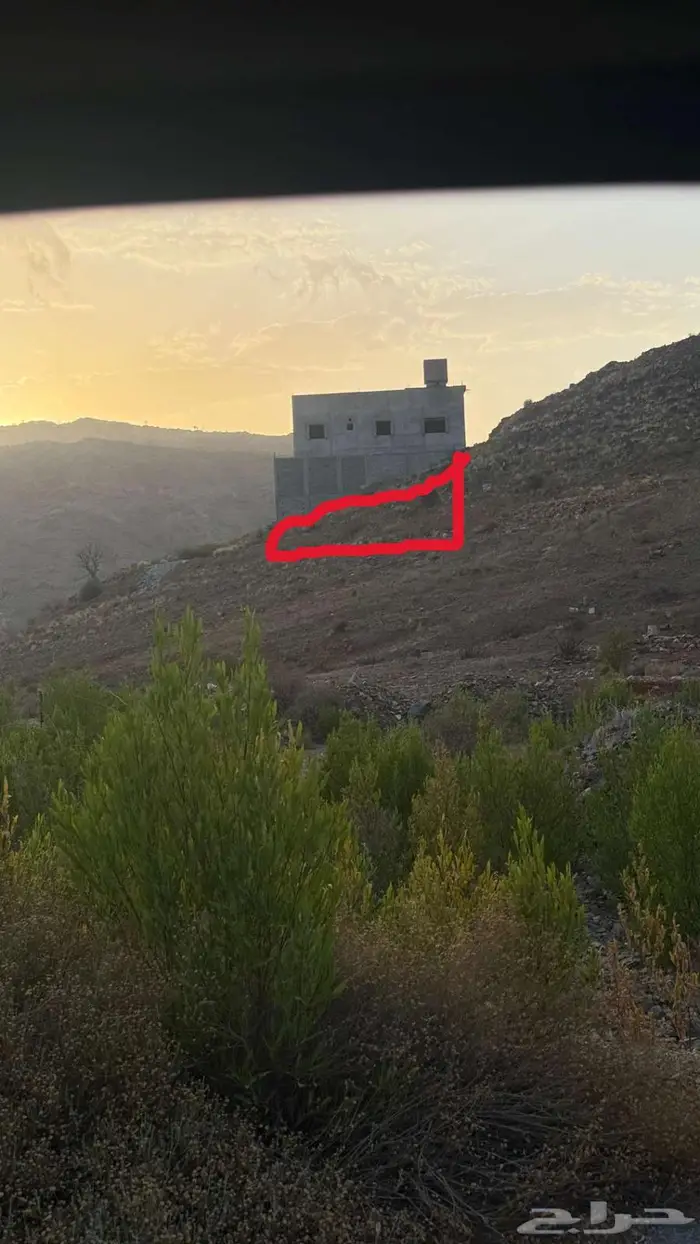 ارض للبيع مساحة 800 م2 بمخطط الحبقة وادي شرى 3
